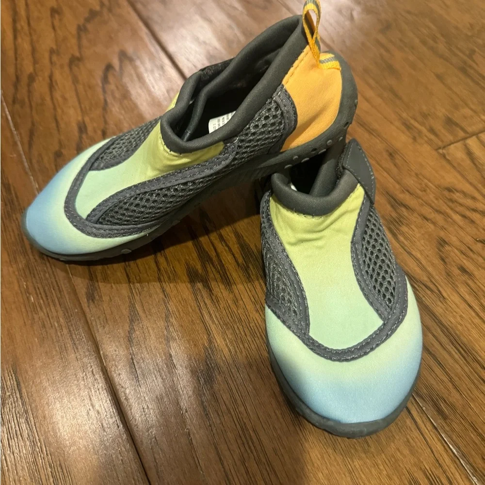 Kids Aqua Water Shoes Size 11 | Lightweight Slip-On Beach Swim Shoes